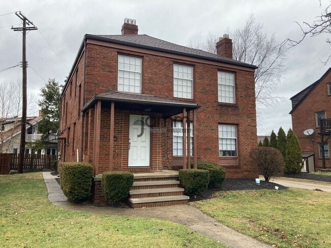 property at 17724 Hilliard Rd