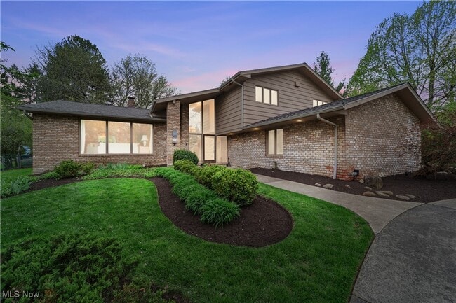 property at 26460 Hendon Rd