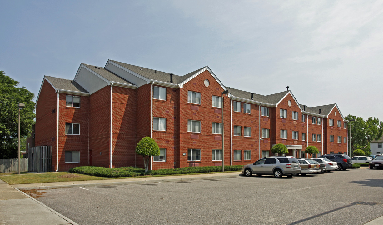 Annetta M. Lane Apartments in Norfolk, VA - Building Photo