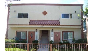 5643 Tilden Ave in Van Nuys, CA - Building Photo