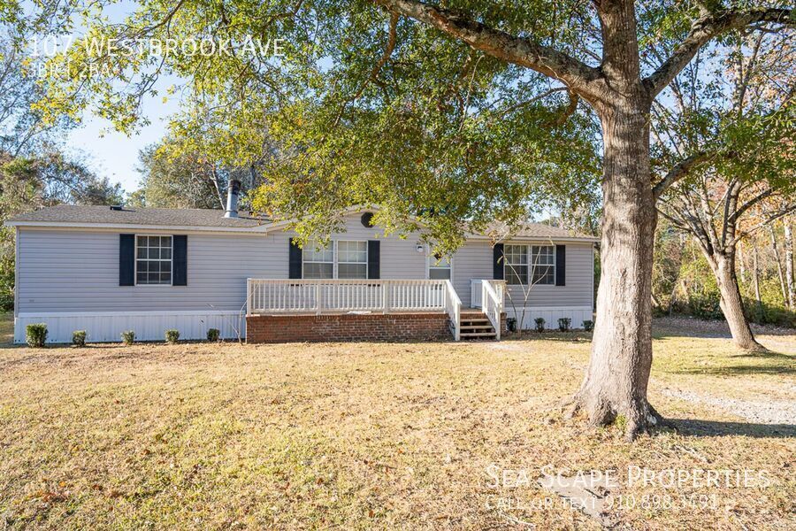 107 Westbrook Ave in Wilmington, NC - Building Photo