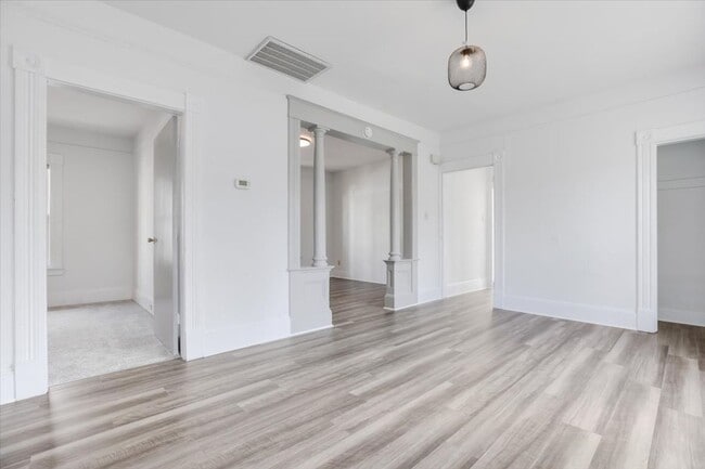 property at 1511 SW Columbia St