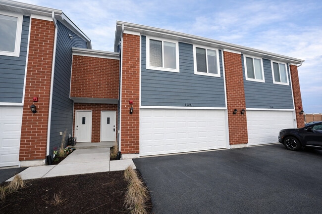 property at 1128 Gillespie Ln