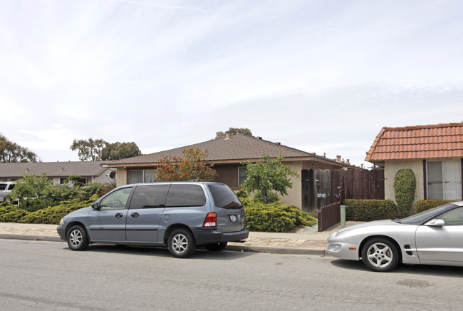 1283 Cherokee Dr in Salinas, CA - Building Photo - Building Photo