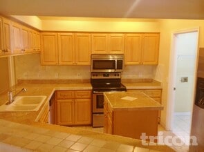 2212 Misty Ridge Ln, Unit 0817 in Valrico, FL - Building Photo - Building Photo