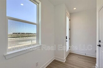 20588 E 63rd Ave in Aurora, CO - Foto de edificio - Building Photo