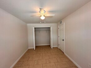 137 SE 13th St in Cape Coral, FL - Building Photo - Building Photo