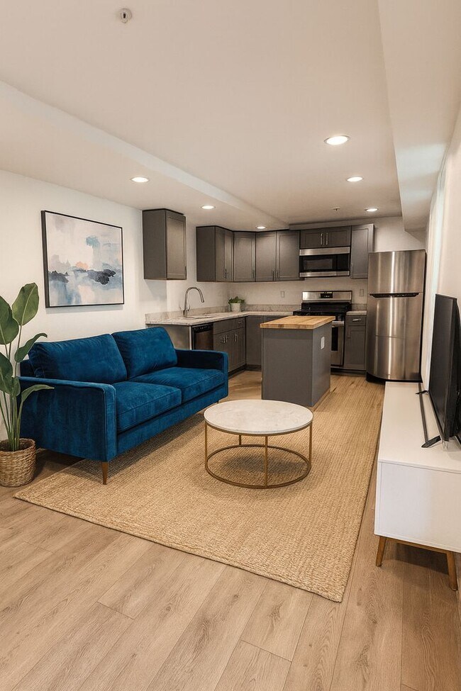 5290 E Warren Ave in Denver, CO - Building Photo - Building Photo