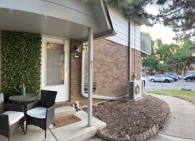 property at 1024 Oxford Ln