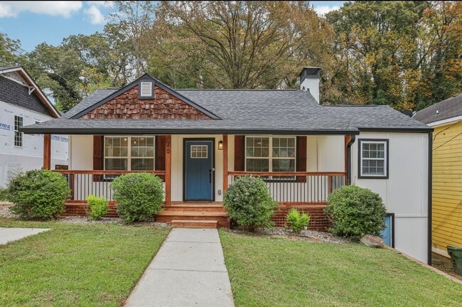 property at 20 S Eugenia Pl NW