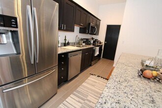48 Winter St, Unit 2-1 in Boston, MA - Building Photo - Building Photo