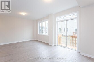 219 Invention Blvd in Ottawa, ON - Building Photo - Building Photo