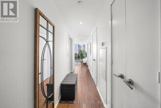 5 St Joseph St in Toronto, ON - Building Photo - Building Photo