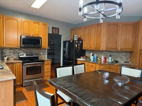 1857 Penstemon Ln in Shakopee, MN - Building Photo - Building Photo