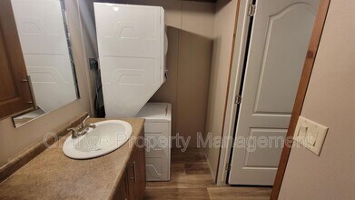 920 Cedar Village Ln in Seneca, SC - Building Photo - Building Photo