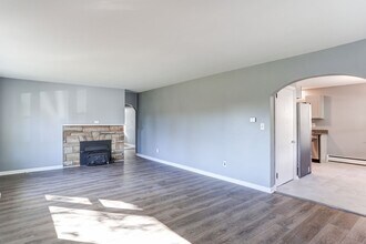 184 Woods Dr in Mechanicsburg, PA - Building Photo - Building Photo