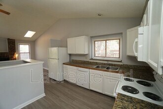 18971 E Chaffee Pl in Denver, CO - Building Photo - Building Photo