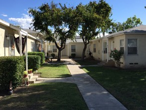 8th Street Apartments in San Bernardino, CA - Building Photo - Building Photo