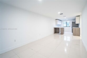 1971 Bay Dr in Miami Beach, FL - Building Photo - Building Photo