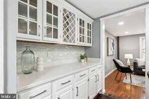 909 Old Lancaster Rd in Berwyn, PA - Building Photo - Building Photo