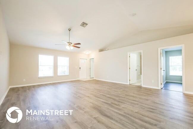 3810 25th St SW, Unit 04110 in Lehigh Acres, FL - Building Photo - Building Photo