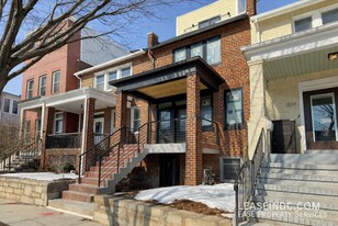 1812 Independence Ave SE in Washington, DC - Building Photo