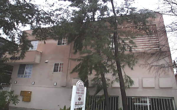 Coldwater Canyon in North Hollywood, CA - Foto de edificio - Building Photo