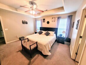 109 Pioneer Ct in Waynesville, MO - Building Photo - Building Photo