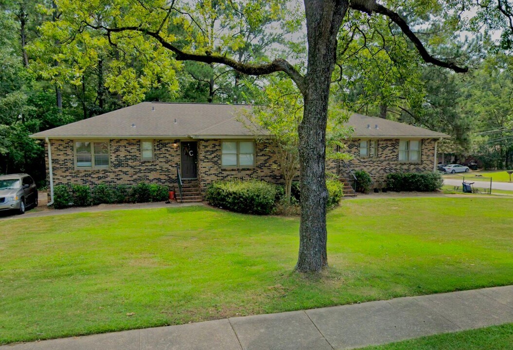 111-113 S Dean Rd in Auburn, AL - Foto de edificio
