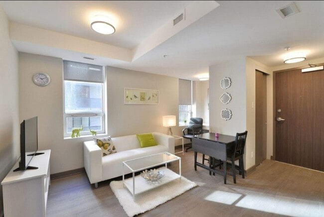 169 Lisgar St, Unit SI ID1223276P