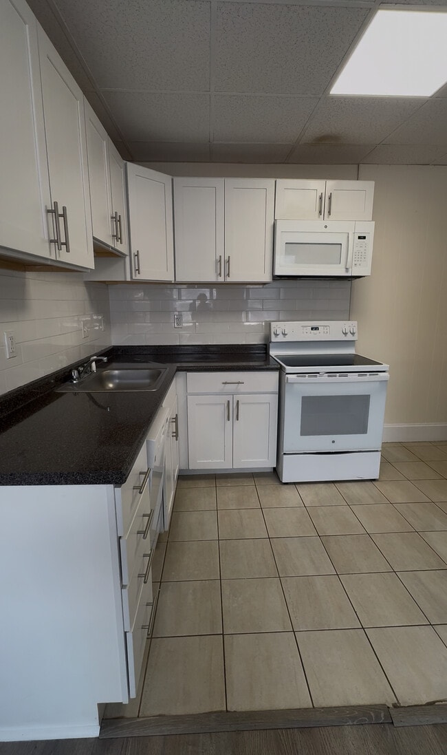 439 Cambridge St, Unit 33