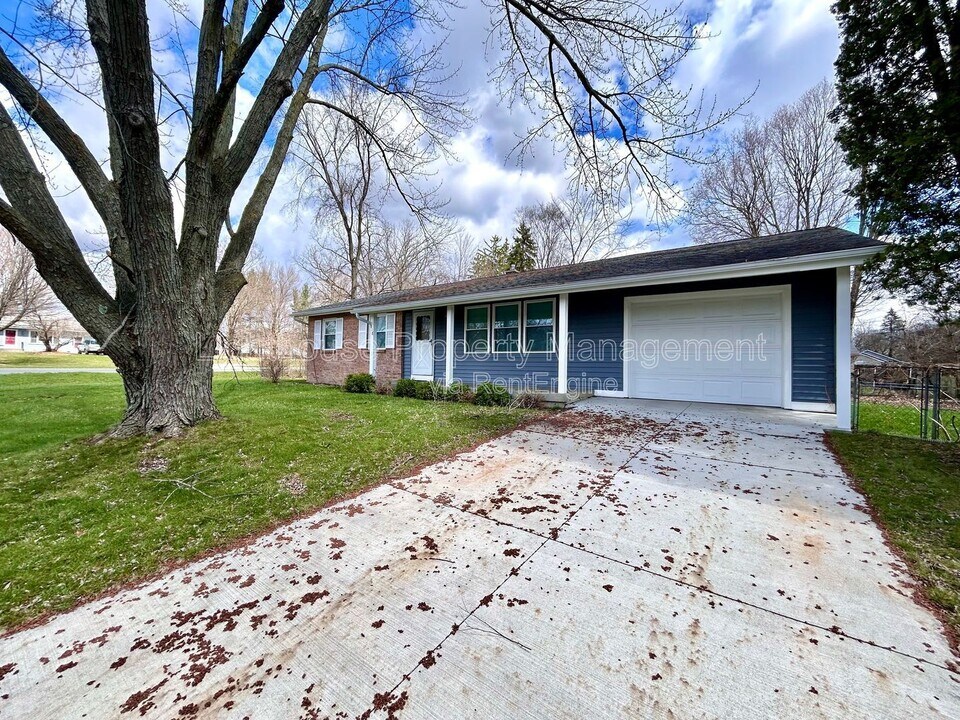 818 Delray Ave SE in Grand Rapids, MI - Building Photo