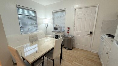 545 Michigan Ave in Miami Beach, FL - Building Photo - Building Photo