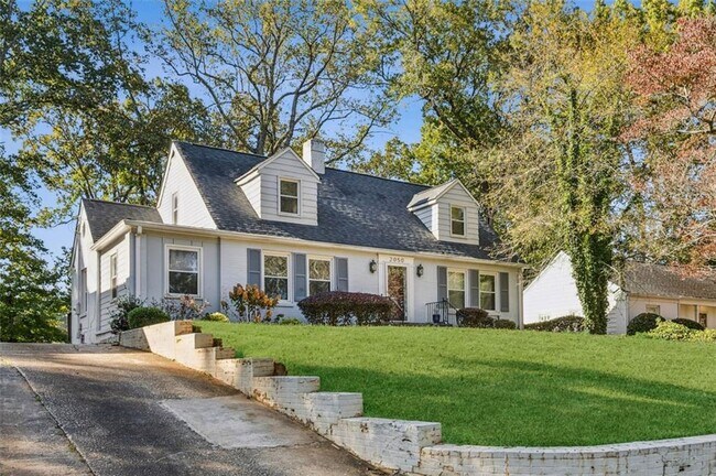 2050 Mercer Ave in College Park, GA - Building Photo - Building Photo