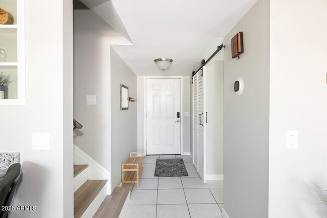 3011 S Country Club Way in Tempe, AZ - Building Photo - Building Photo