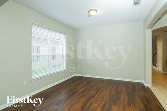 723 Candlebark Dr in Jacksonville, FL - Building Photo - Building Photo