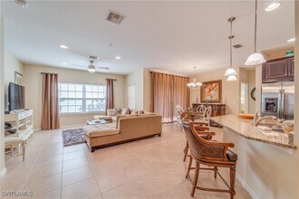 8540 Violeta St in Bonita Springs, FL - Building Photo - Building Photo