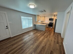 162 KENMASS Ave in Auburn, CA - Building Photo - Building Photo