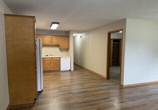 2117 4th St in Columbus, NE - Building Photo - Building Photo