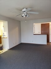 401 Cheviot Chase, Unit #1 in Waukesha, WI - Building Photo - Building Photo