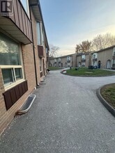 246 John Garland Blvd in Toronto, ON - Building Photo - Building Photo