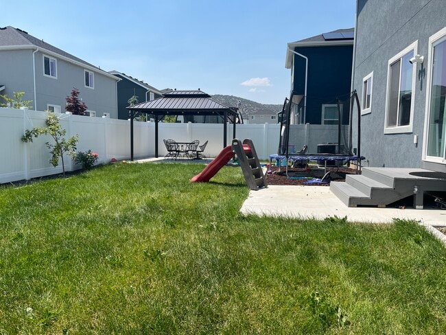 4592 Rustic Ranch Way in Eagle Mountain, UT - Building Photo - Building Photo