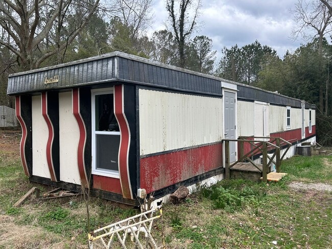 property at 153 Lone Oak Rd