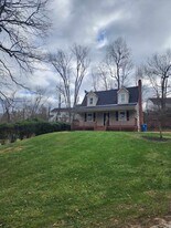 6222 Highland Dr in Huntington, WV - Building Photo
