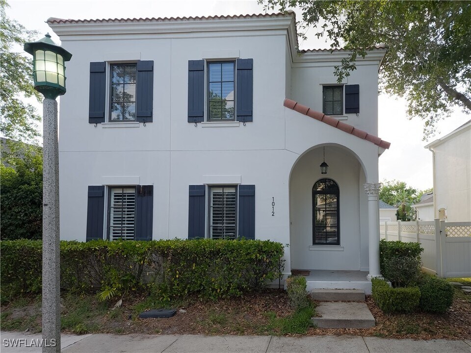 1012 Jeater Bend Dr in Kissimmee, FL - Building Photo