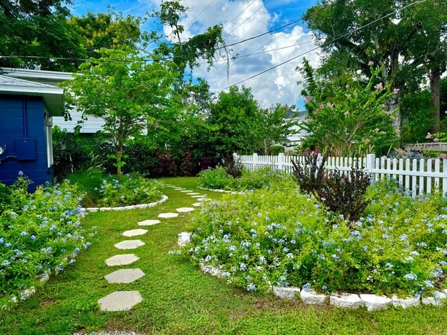 115 N Hampton Ave in Orlando, FL - Building Photo - Building Photo