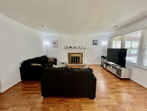 705 Macneil Dr in Newport News, VA - Building Photo - Building Photo