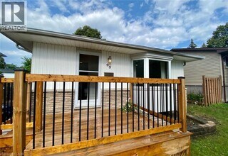 93 Glenroy Rd in London, ON - Building Photo - Building Photo