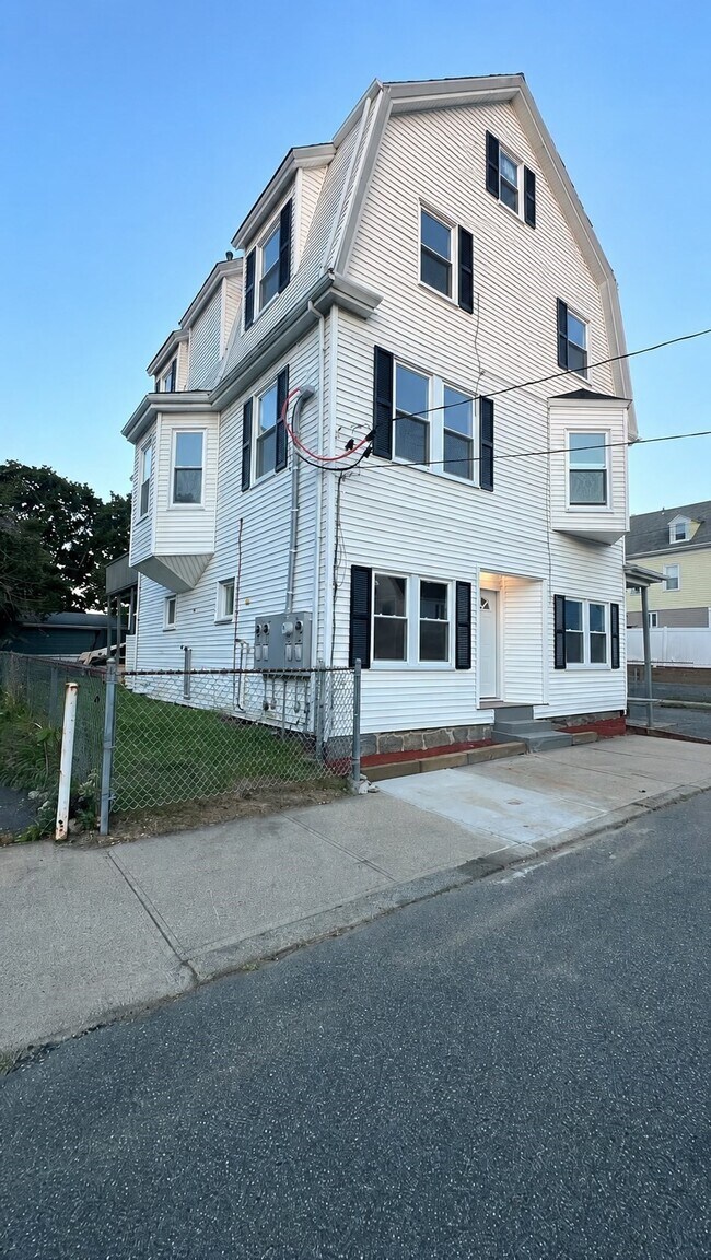 property at 2 Osborne St
