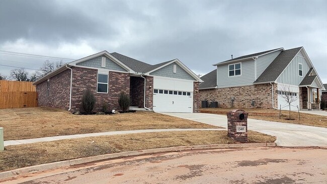 12405 Armstrong Dr in Oklahoma City, OK - Building Photo - Building Photo